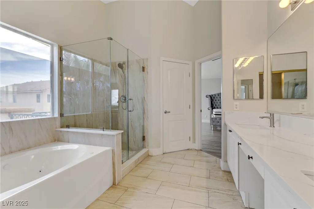 6938 Silk Oak, Las Vegas, NV 89148
