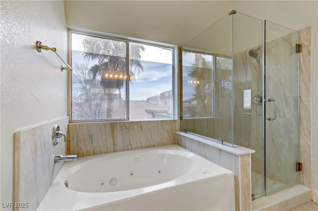 6938 Silk Oak, Las Vegas, NV 89148