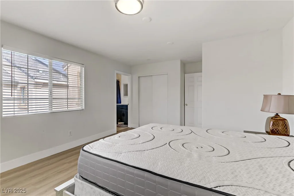 6938 Silk Oak, Las Vegas, NV 89148
