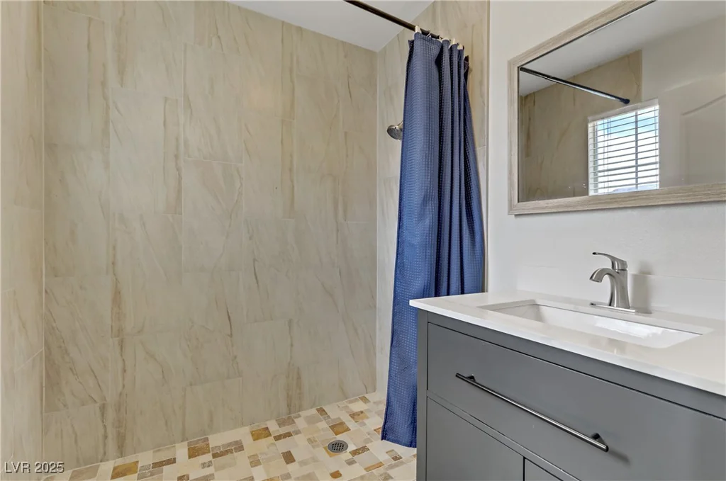 6938 Silk Oak, Las Vegas, NV 89148