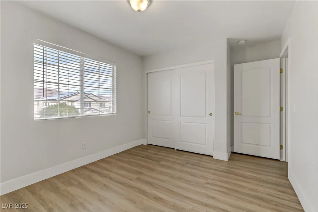 6938 Silk Oak, Las Vegas, NV 89148
