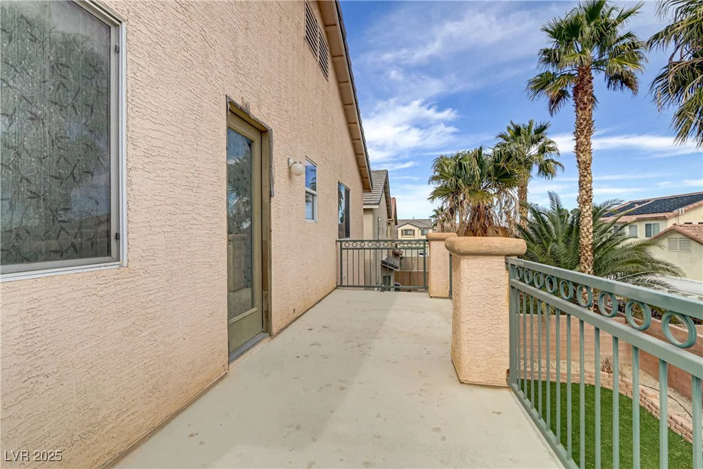 6938 Silk Oak, Las Vegas, NV 89148