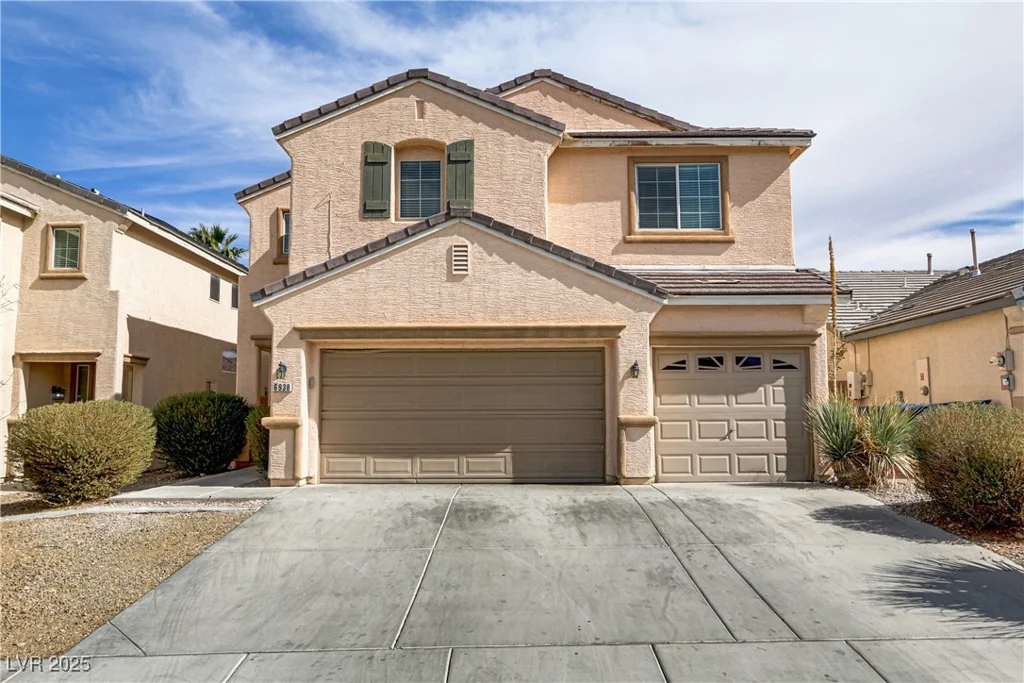 6938 Silk Oak, Las Vegas, NV 89148