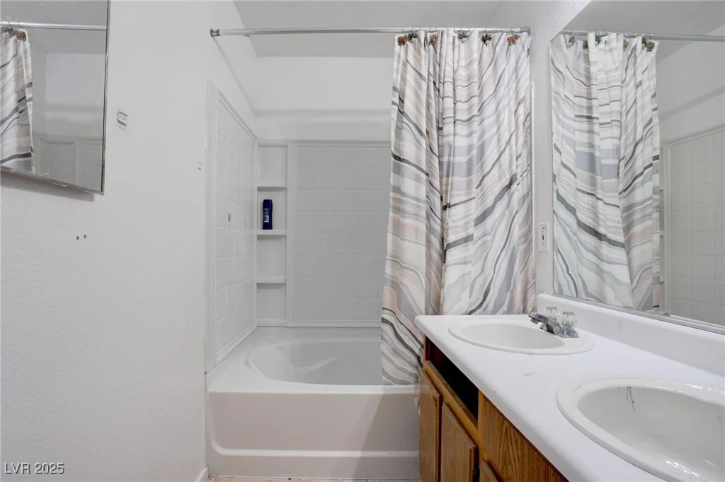 5541 Ramirez, North Las Vegas, NV 89031