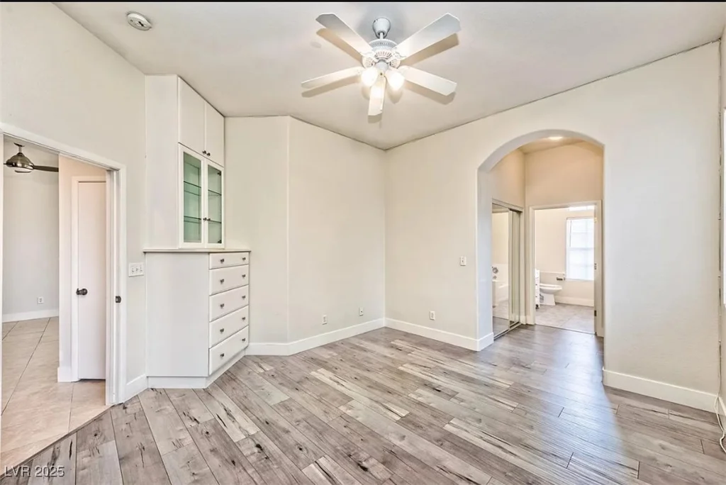 9002 Purple Leaf, Las Vegas, NV 89123