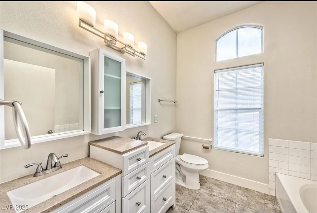 9002 Purple Leaf, Las Vegas, NV 89123
