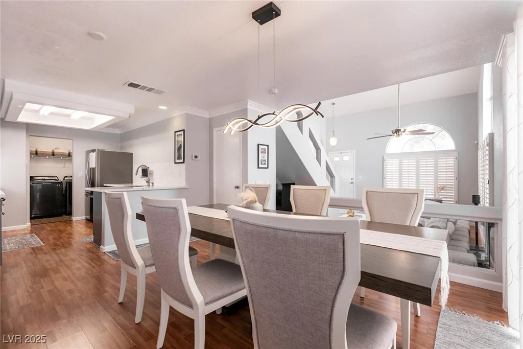 8872 Hampton Green, Las Vegas, NV 89129