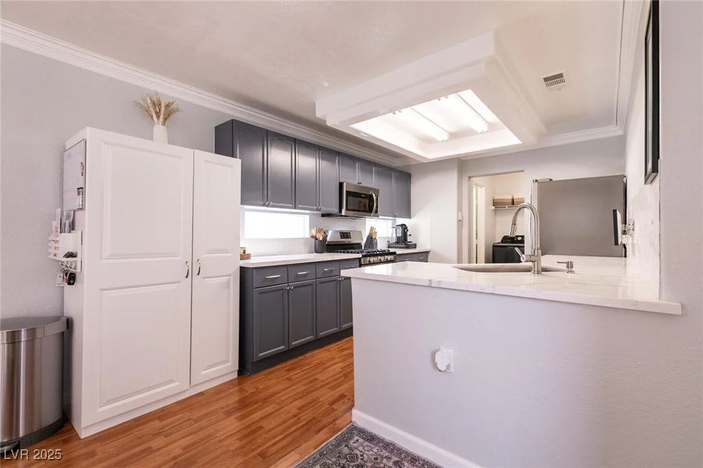 8872 Hampton Green, Las Vegas, NV 89129