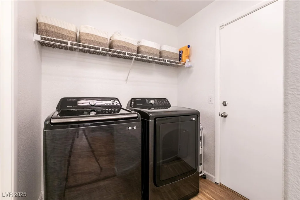 8872 Hampton Green, Las Vegas, NV 89129