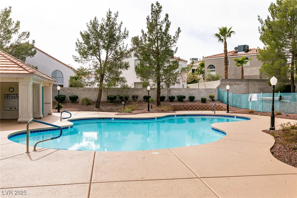 8872 Hampton Green, Las Vegas, NV 89129