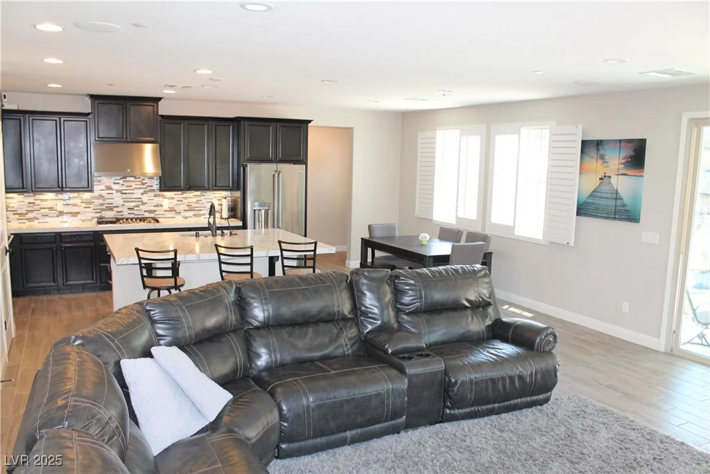 945 Pomander Point, Henderson, NV 89012