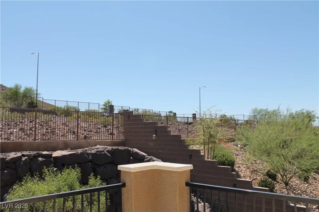 945 Pomander Point, Henderson, NV 89012