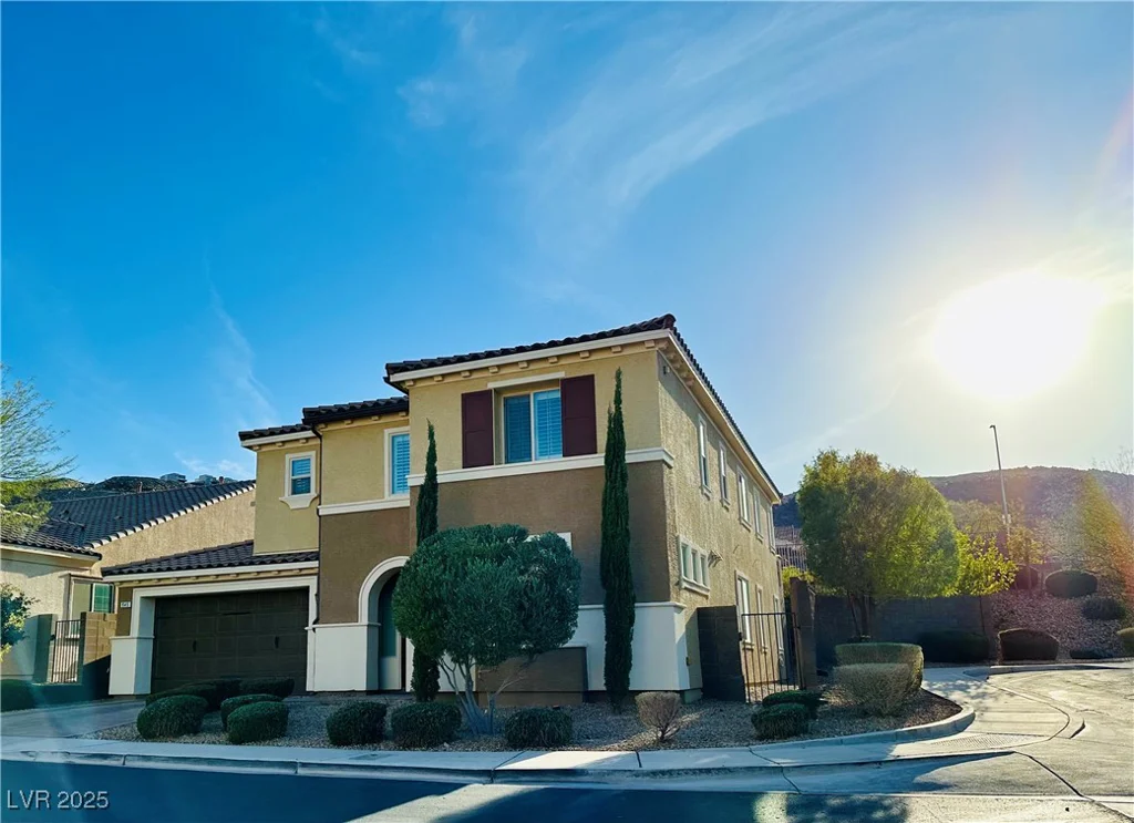 945 Pomander Point, Henderson, NV 89012