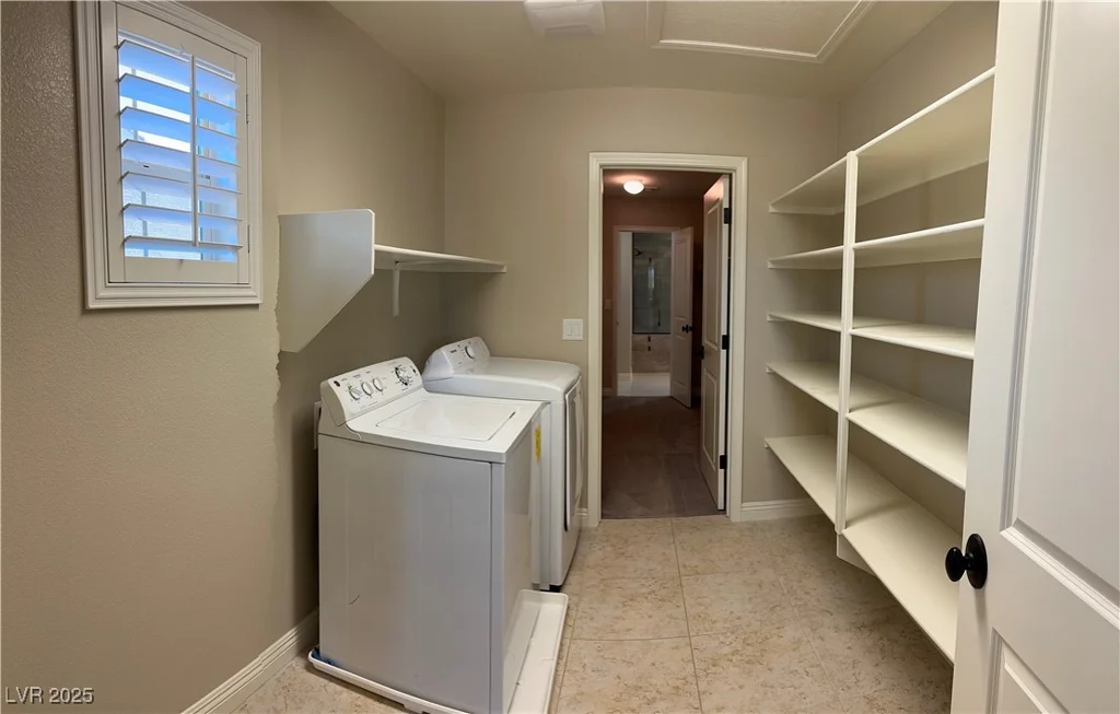 945 Pomander Point, Henderson, NV 89012