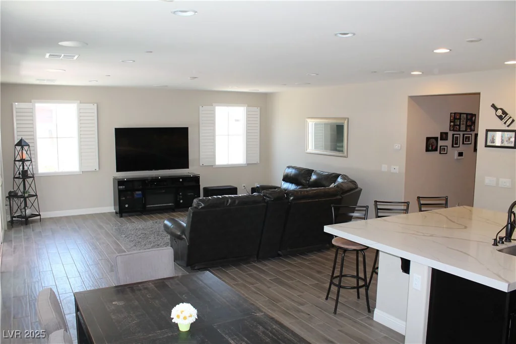 945 Pomander Point, Henderson, NV 89012