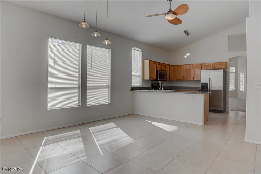 3640 Chateau Meadow, Las Vegas, NV 89129