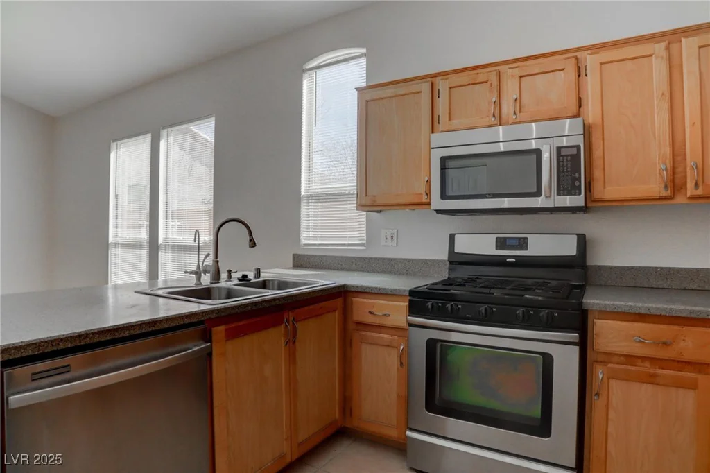 3640 Chateau Meadow, Las Vegas, NV 89129