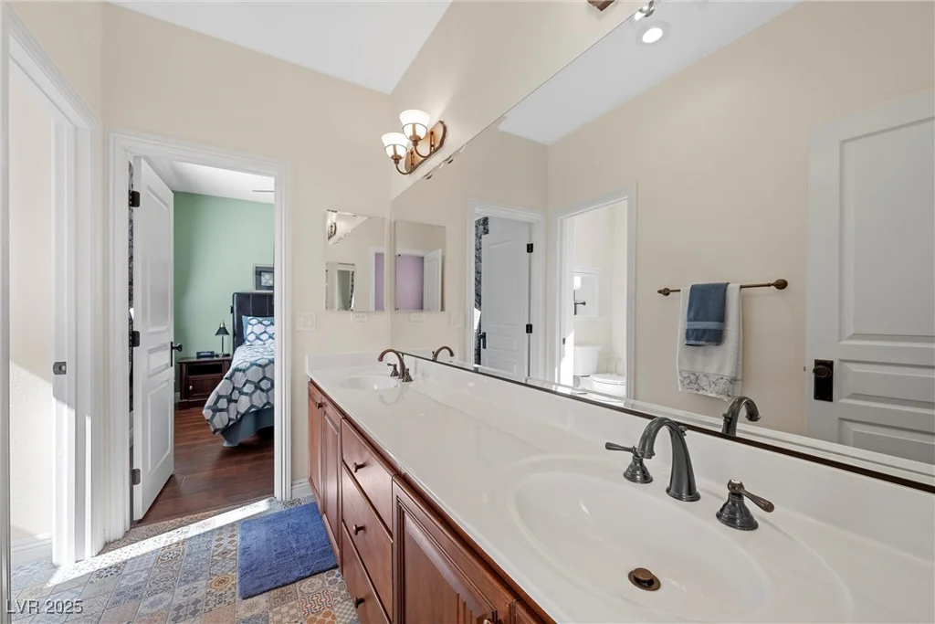 511 Via Ripagrande, Henderson, NV 89011