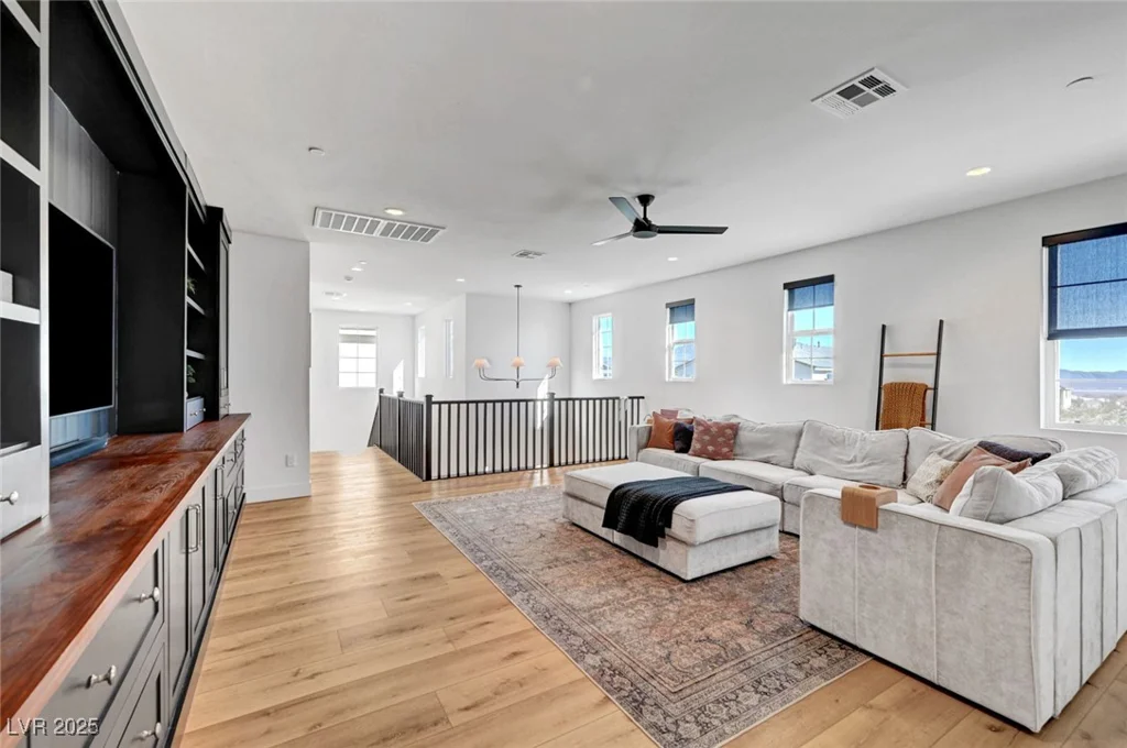9007 Antora Summit, Las Vegas, NV 89166