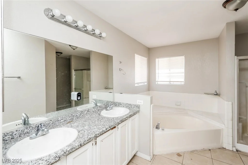 557 Liverpool, Henderson, NV 89011
