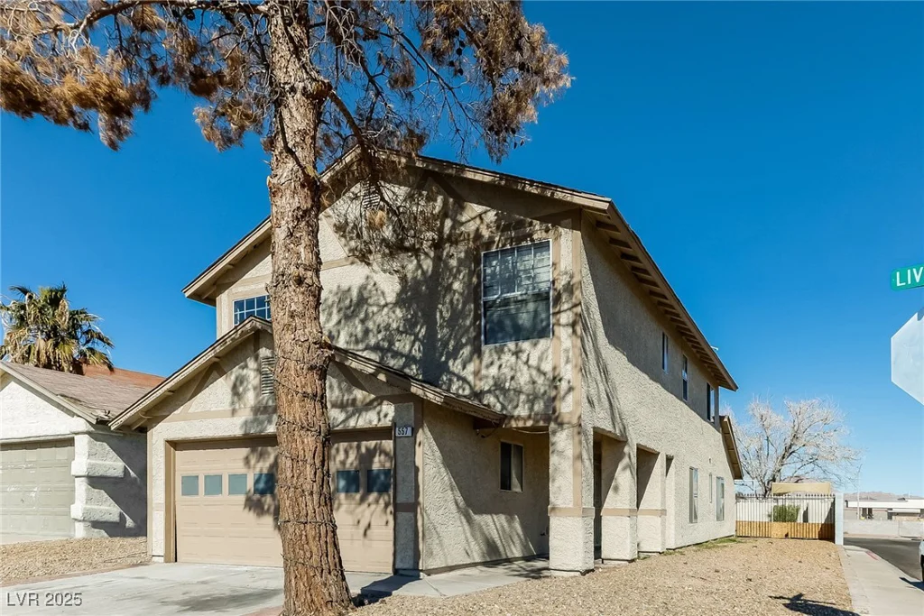 557 Liverpool, Henderson, NV 89011