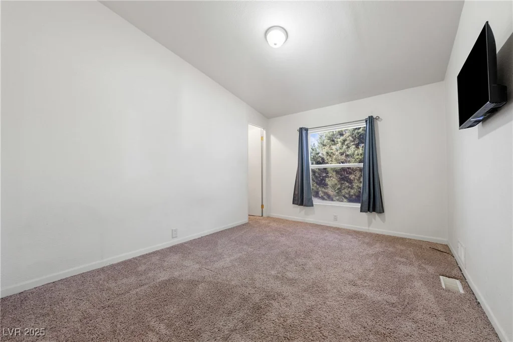 633 Simkins, Pahrump, NV 89060