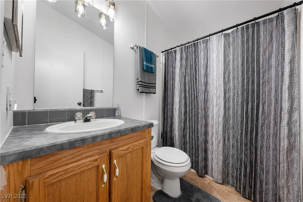 633 Simkins, Pahrump, NV 89060
