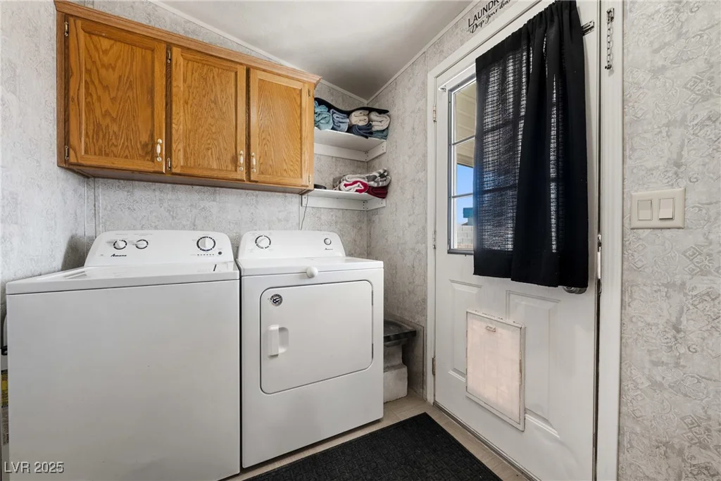 633 Simkins, Pahrump, NV 89060