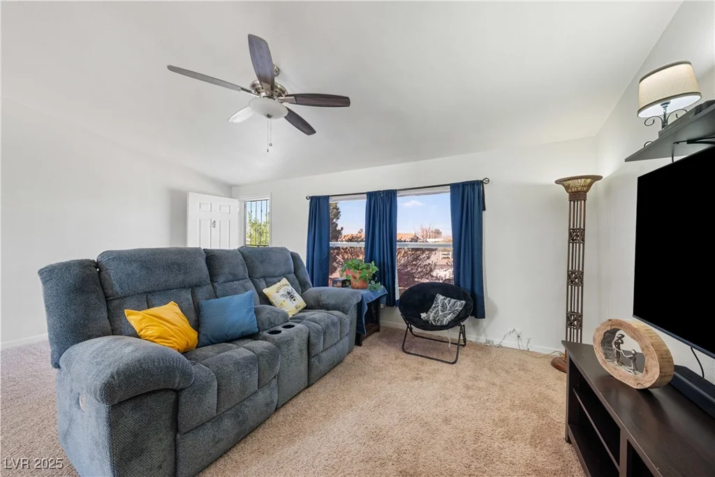 633 Simkins, Pahrump, NV 89060