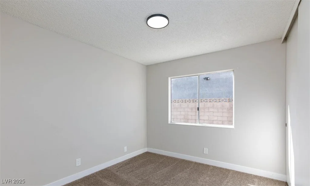 7176 Southpark, Las Vegas, NV 89147