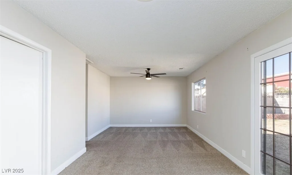 7176 Southpark, Las Vegas, NV 89147