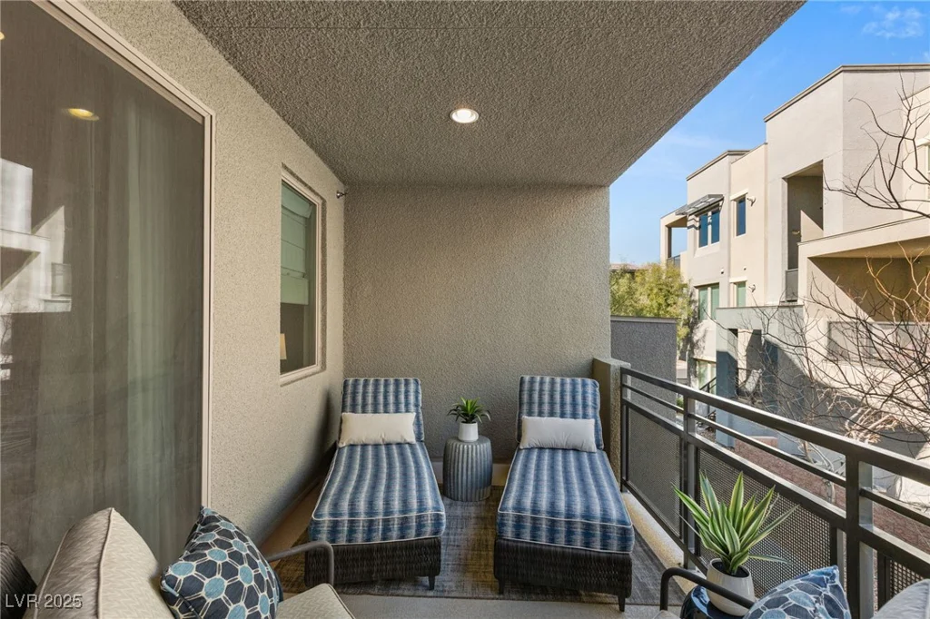 11256 Rainbow Peak, Las Vegas, NV 89135