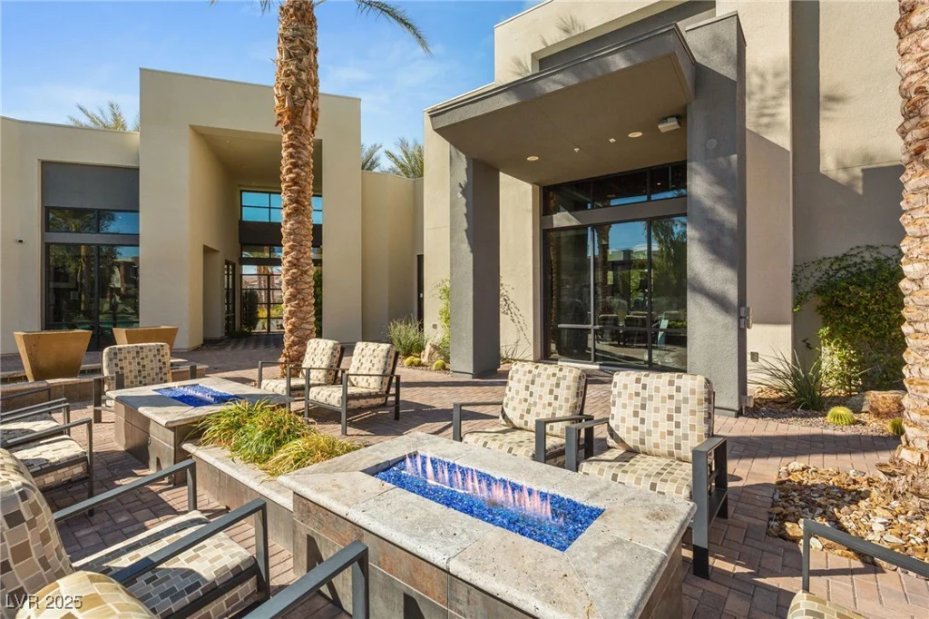 11256 Rainbow Peak, Las Vegas, NV 89135
