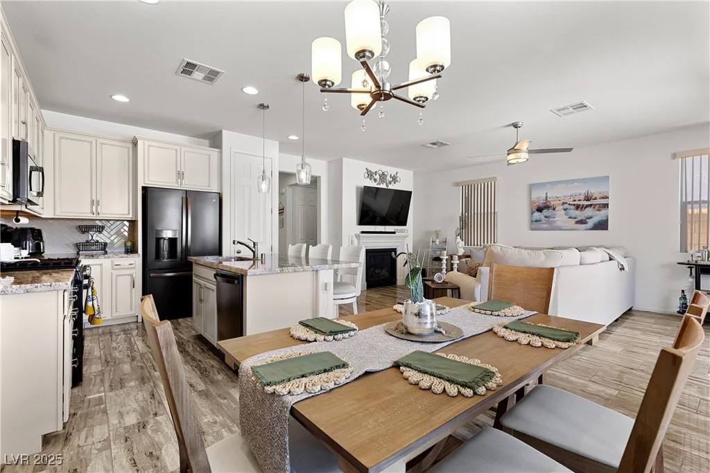 10052 Silver Comet, Las Vegas, NV 89178