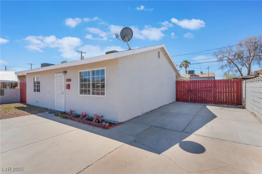 1817 Allen, Henderson, NV 89011