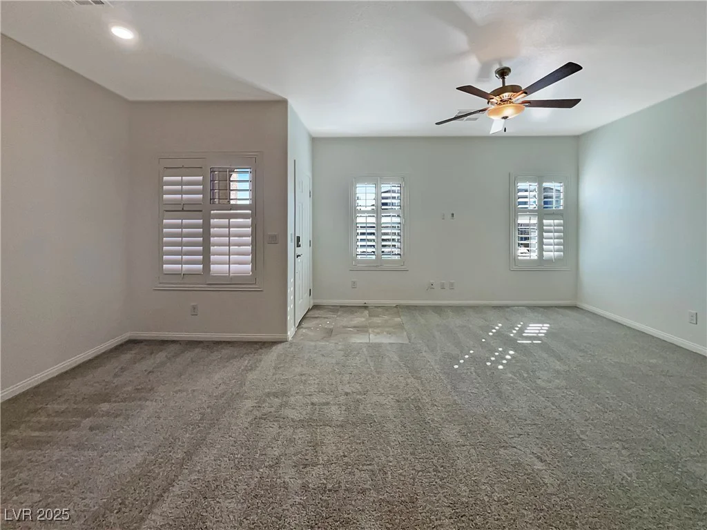 7325 Sunray Point, North Las Vegas, NV 89084