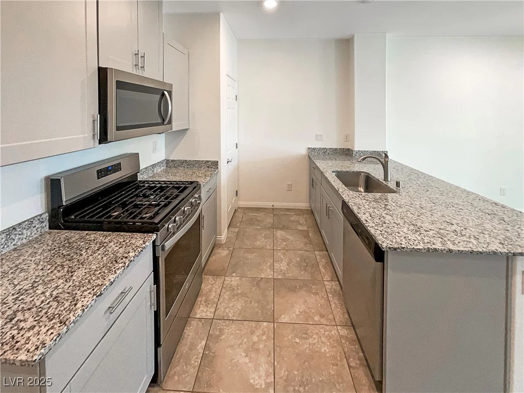 7325 Sunray Point, North Las Vegas, NV 89084