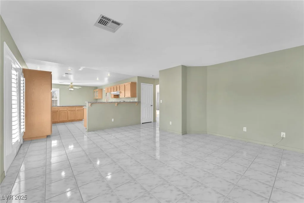 3658 Ambergate, Las Vegas, NV 89147