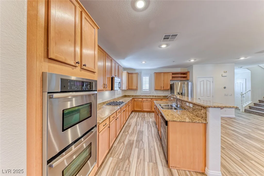 3204 Romanesque Art, Henderson, NV 89044