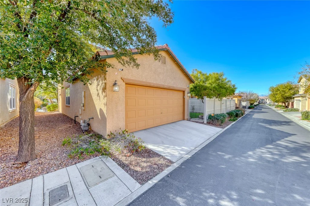 3204 Romanesque Art, Henderson, NV 89044