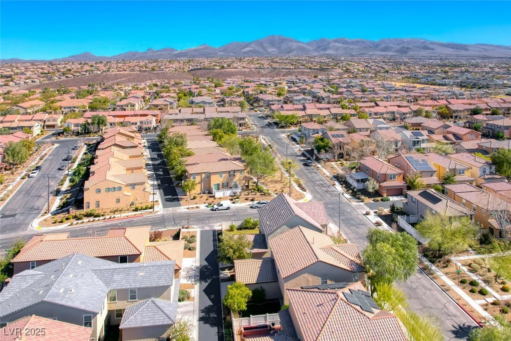 3204 Romanesque Art, Henderson, NV 89044