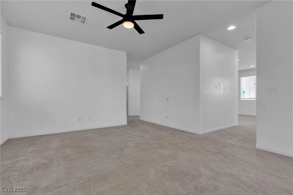 6832 Upland Heights, Las Vegas, NV 89142