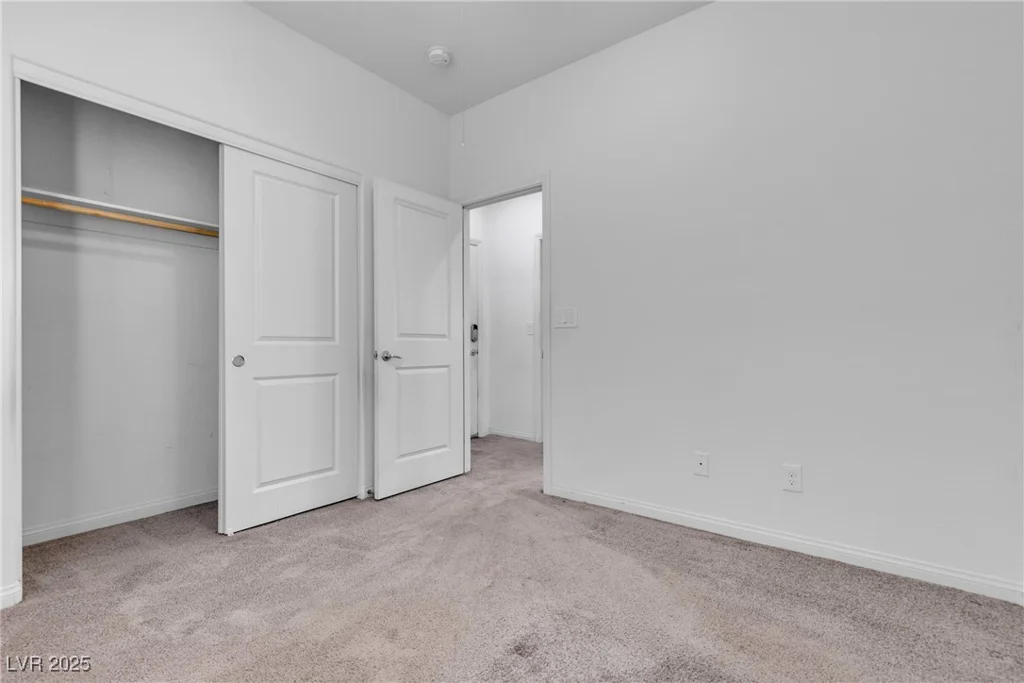 6832 Upland Heights, Las Vegas, NV 89142
