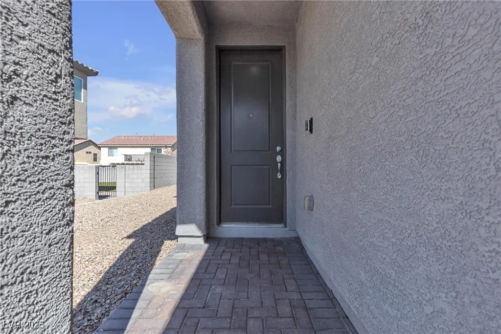 6832 Upland Heights, Las Vegas, NV 89142