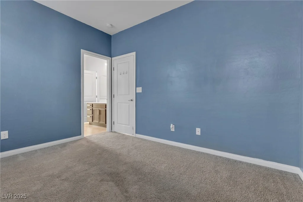 6832 Upland Heights, Las Vegas, NV 89142