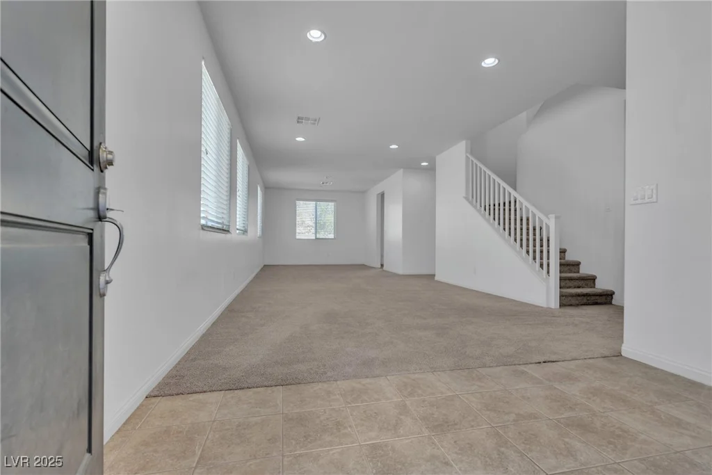 6832 Upland Heights, Las Vegas, NV 89142
