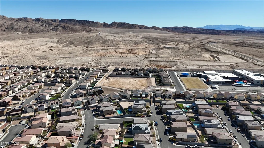 6832 Upland Heights, Las Vegas, NV 89142