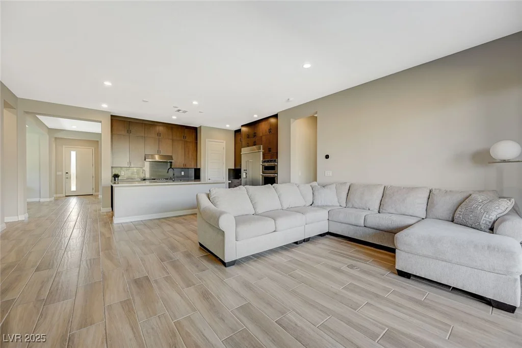 12422 Tudor Arch, Las Vegas, NV 89138