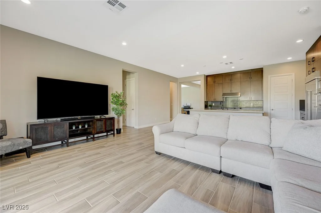 12422 Tudor Arch, Las Vegas, NV 89138