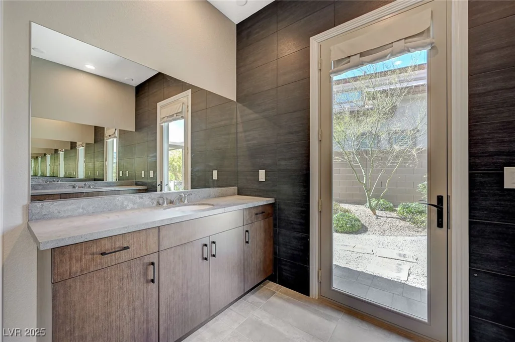 12422 Tudor Arch, Las Vegas, NV 89138